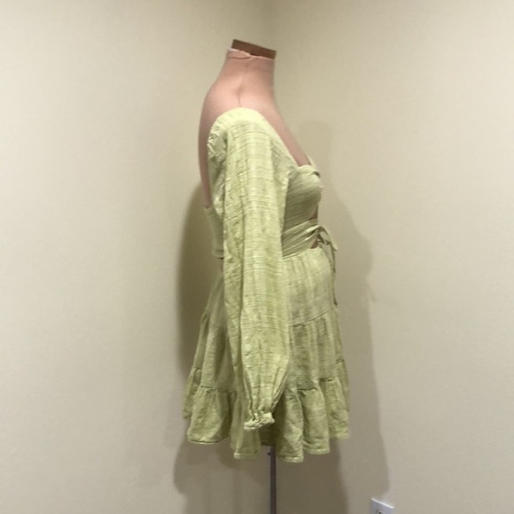 Princess Polly Campbell Cutout Corset Dress Size US 2 Pastel Green Puff Sleeve - Picture 3 of 9